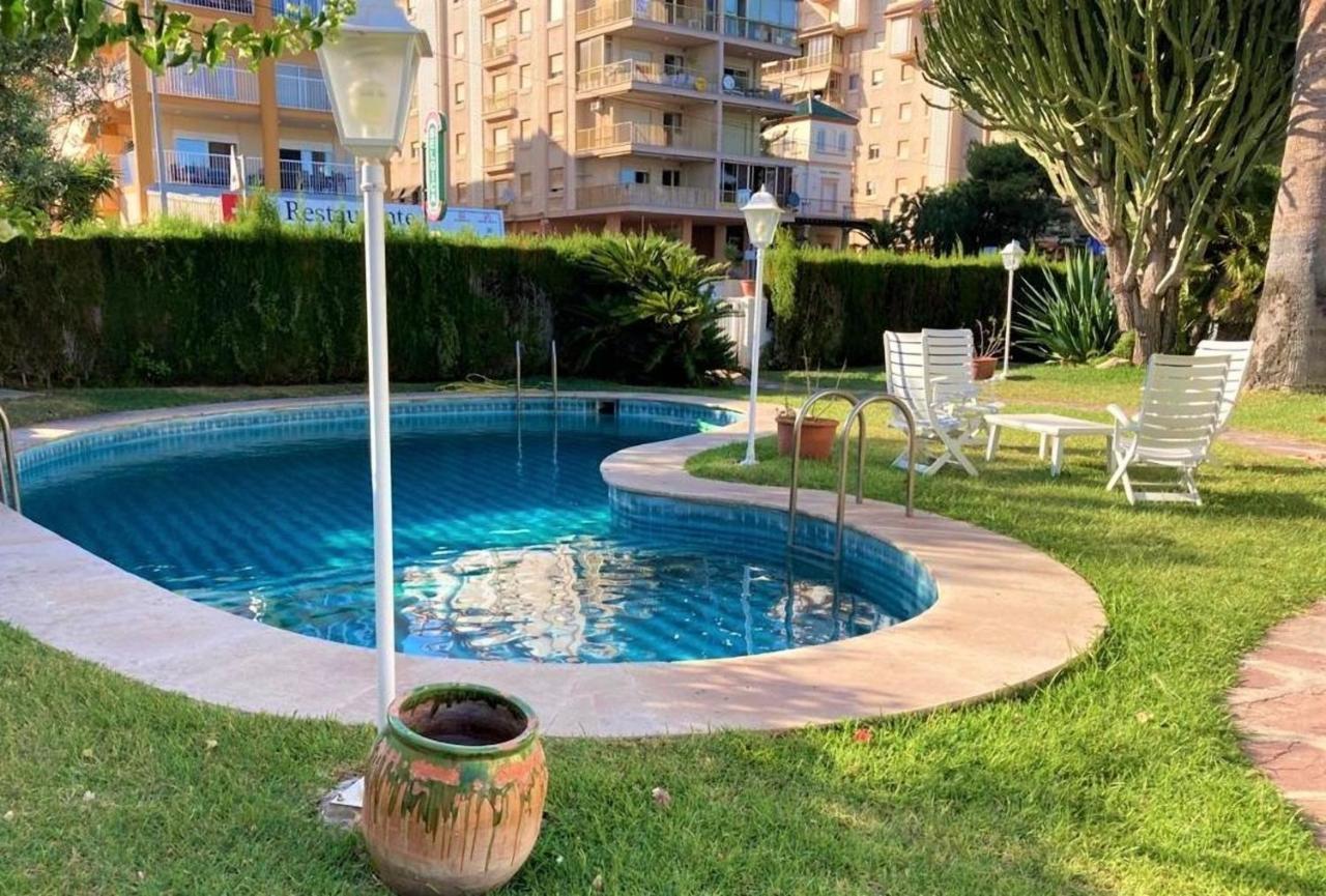 Magnifica Villa Aireola Frente Al Mar 베니카씸 외부 사진
