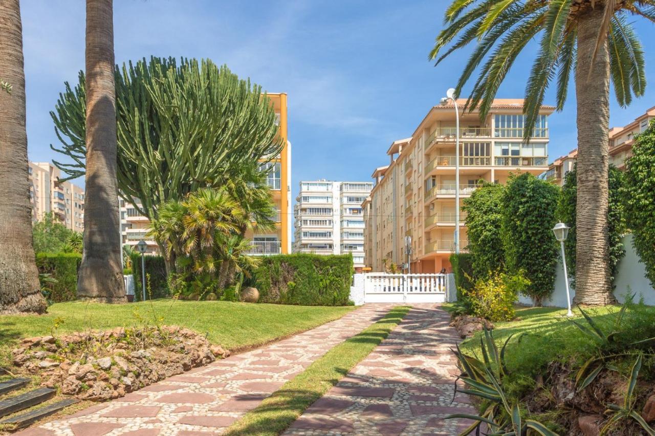Magnifica Villa Aireola Frente Al Mar 베니카씸 외부 사진