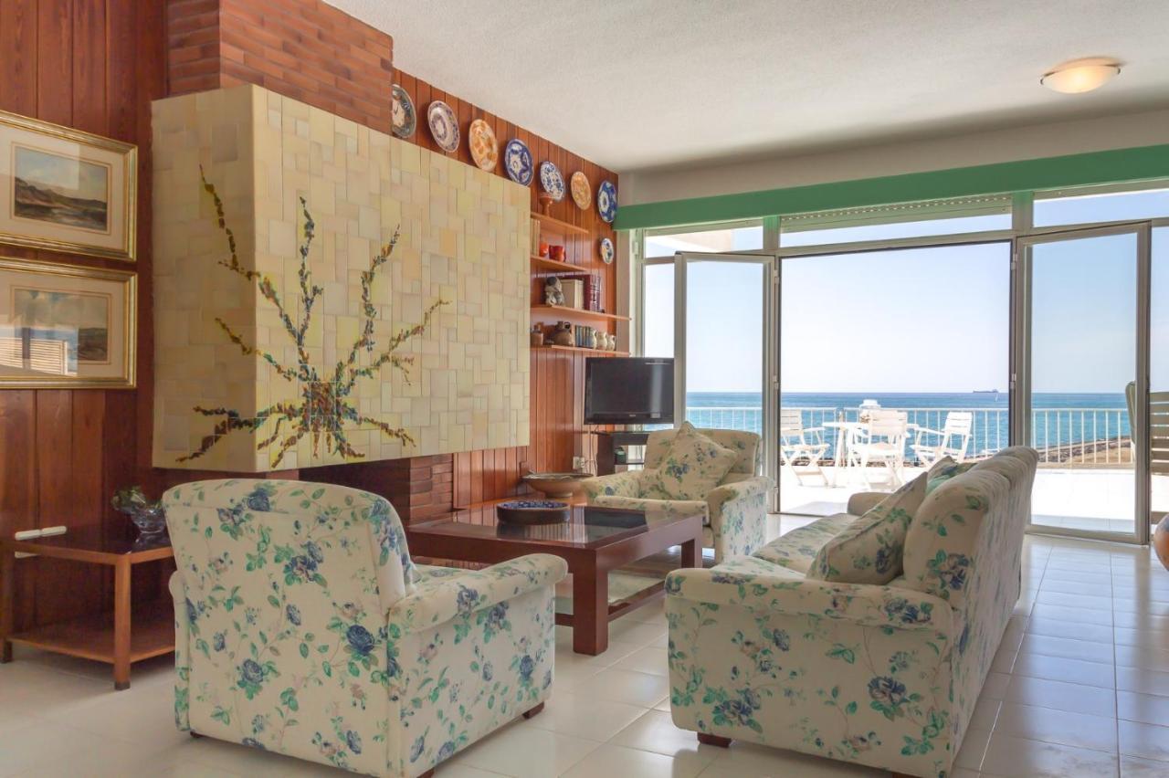 Magnifica Villa Aireola Frente Al Mar 베니카씸 외부 사진